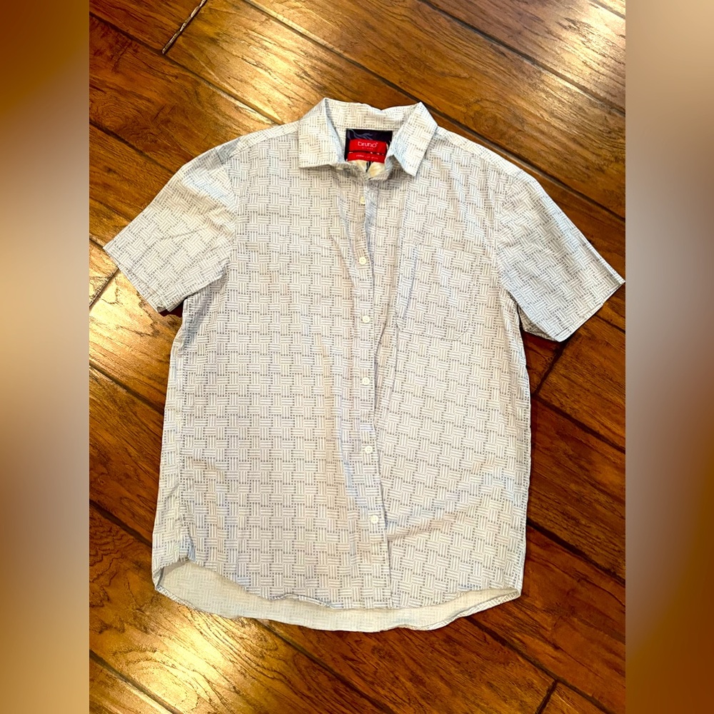 Bruno Casual Shirt. Men’s Large.